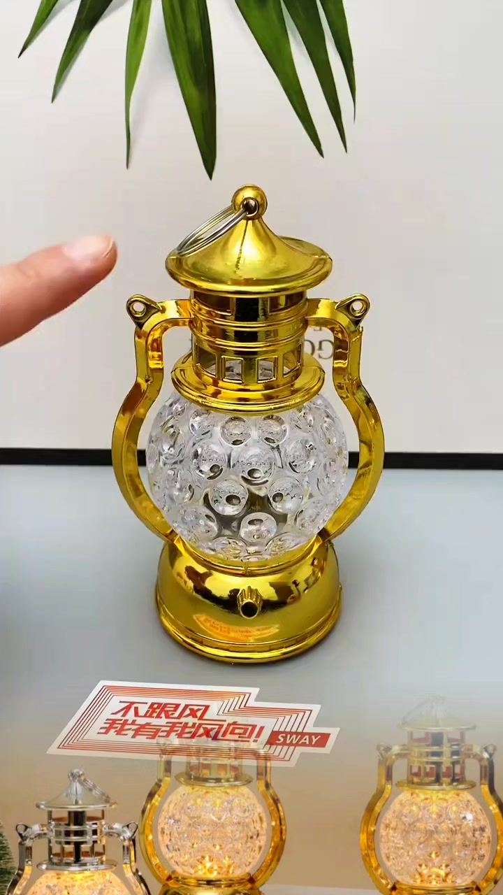 @tới đồ dùng