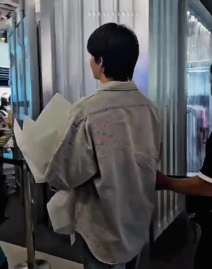 @𝒜𝓃𝒾 🍡