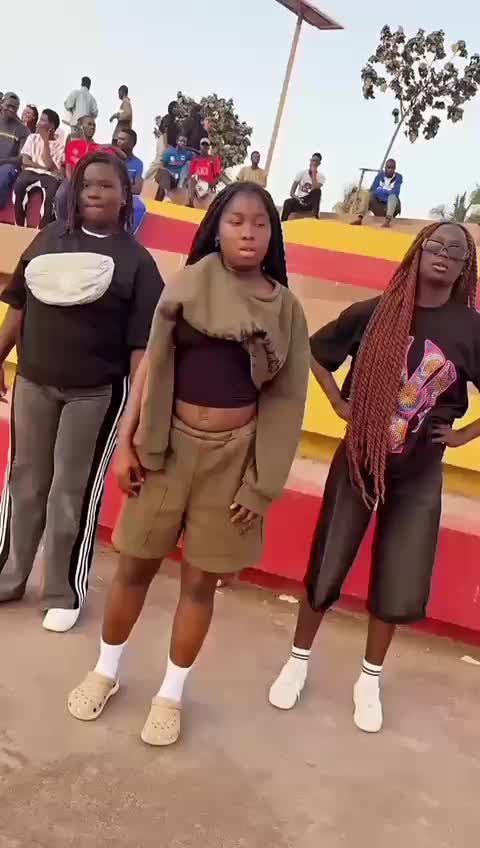 @Dash l’américaine🇯🇲danseuse