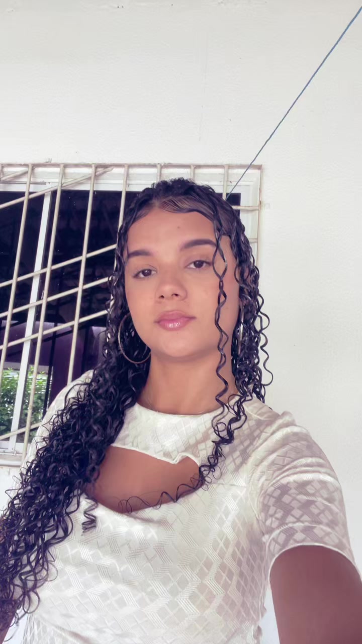 @erica_valesca