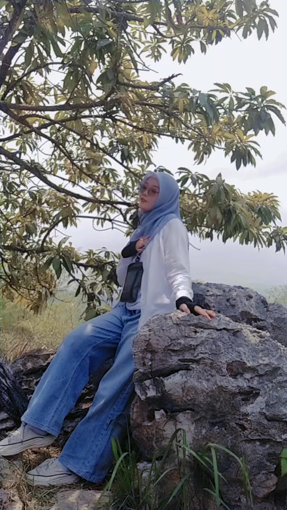 @Dewi Aurora Khan