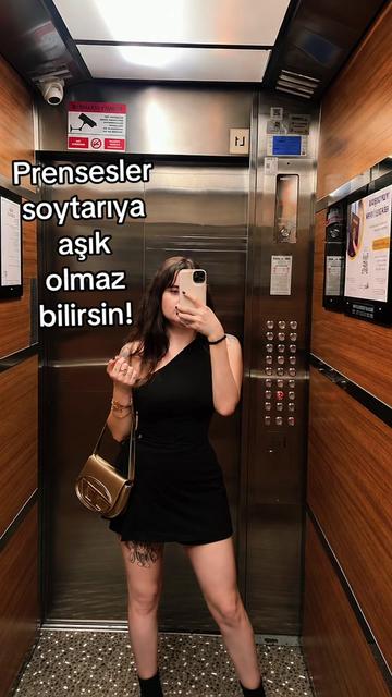 @Laramm