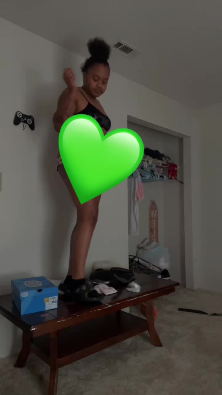 @ElexisTraphouse
