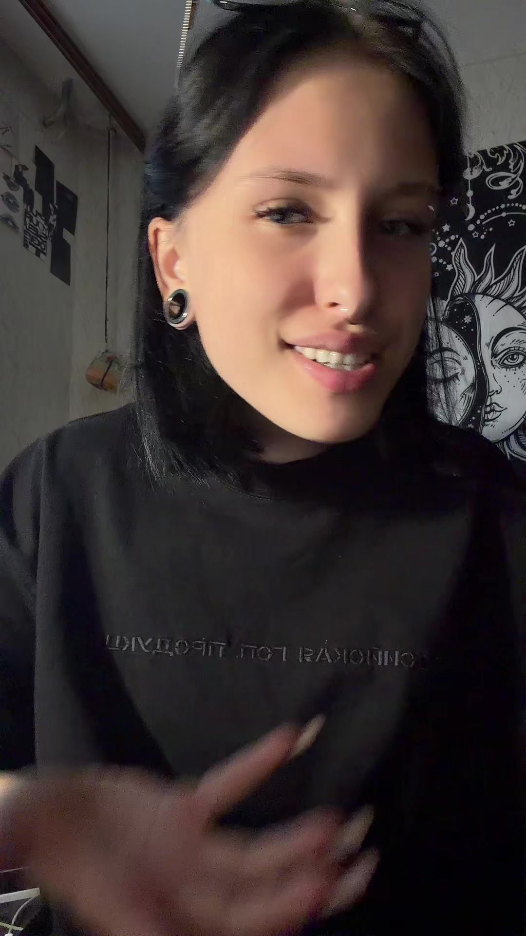 @Санька