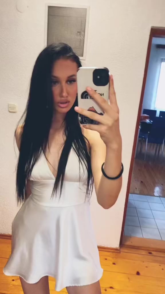 @🐍
