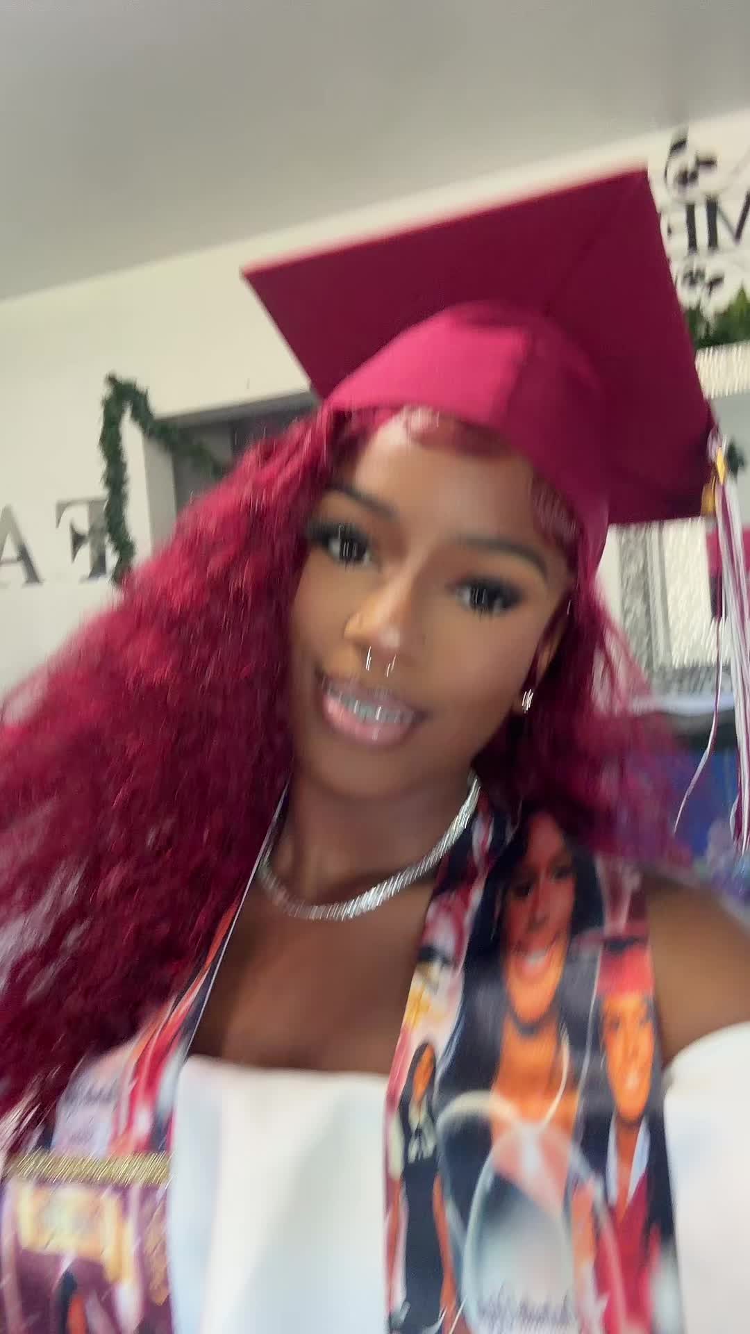 @IndyaRõsee🥰
