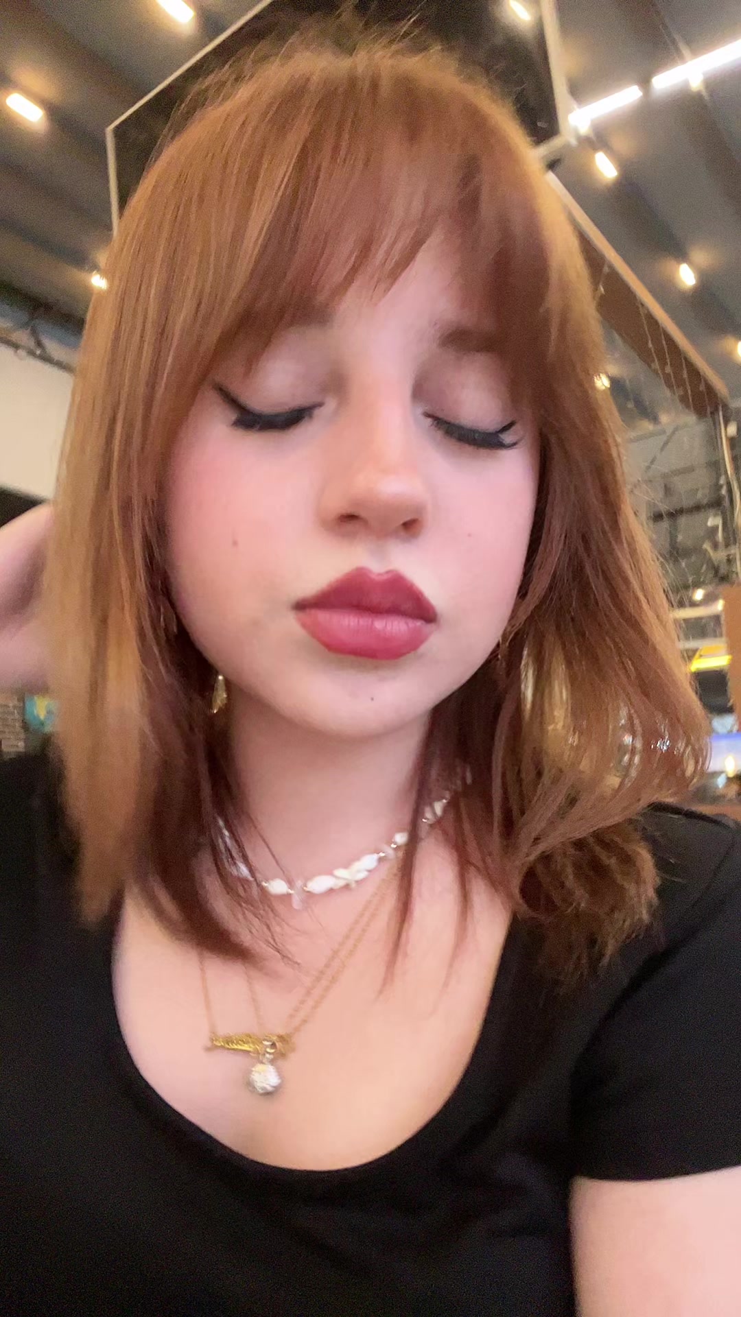 @𝘩𝘢𝘮𝘪𝘥𝘦