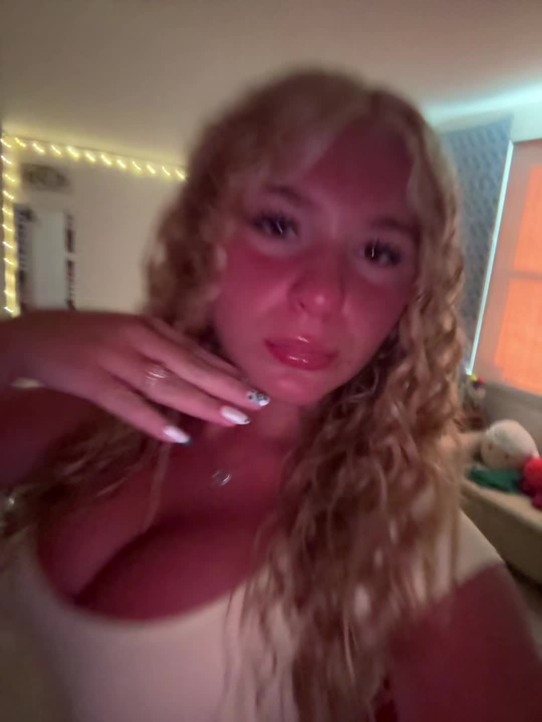 @izzy_swimss