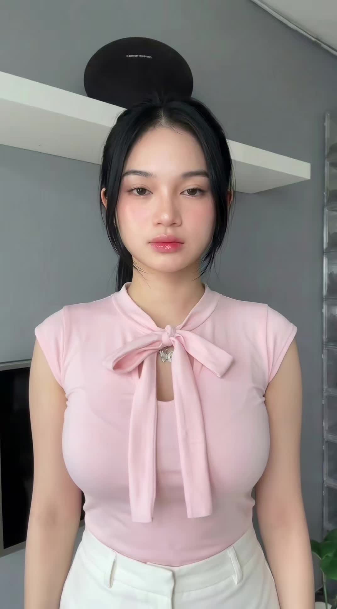 @flora0ne