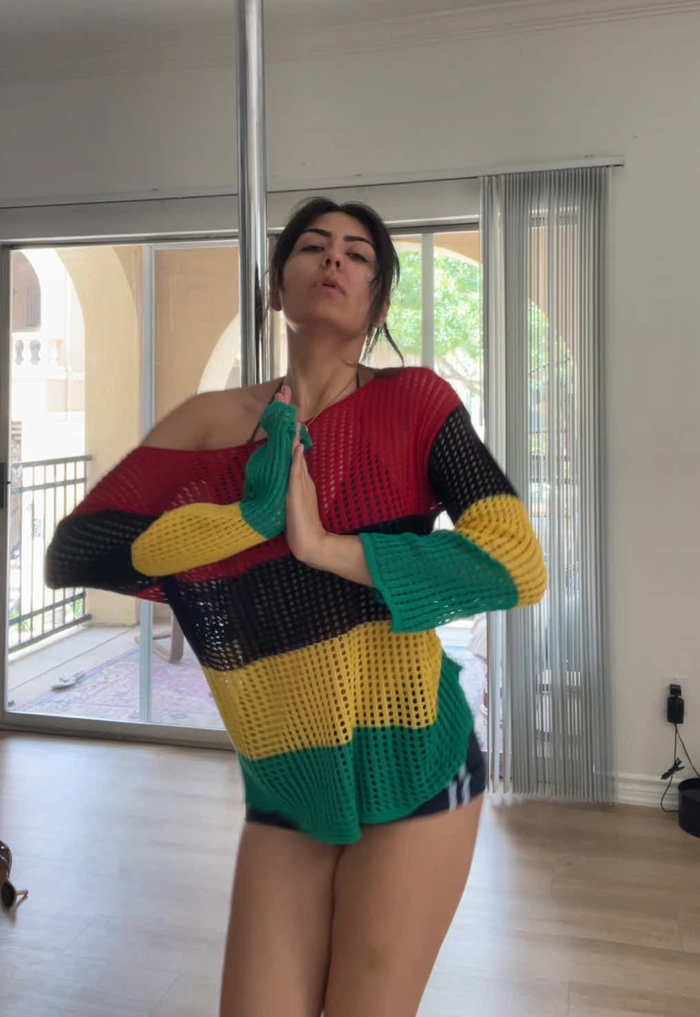@adorableviolence