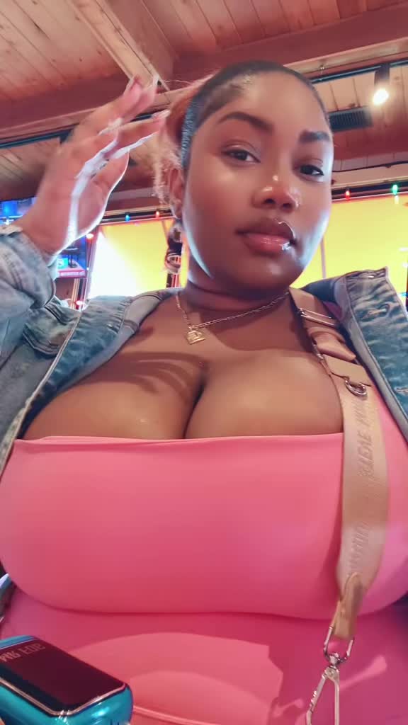 @Chunky_dabody18🧚🏽♀️👄