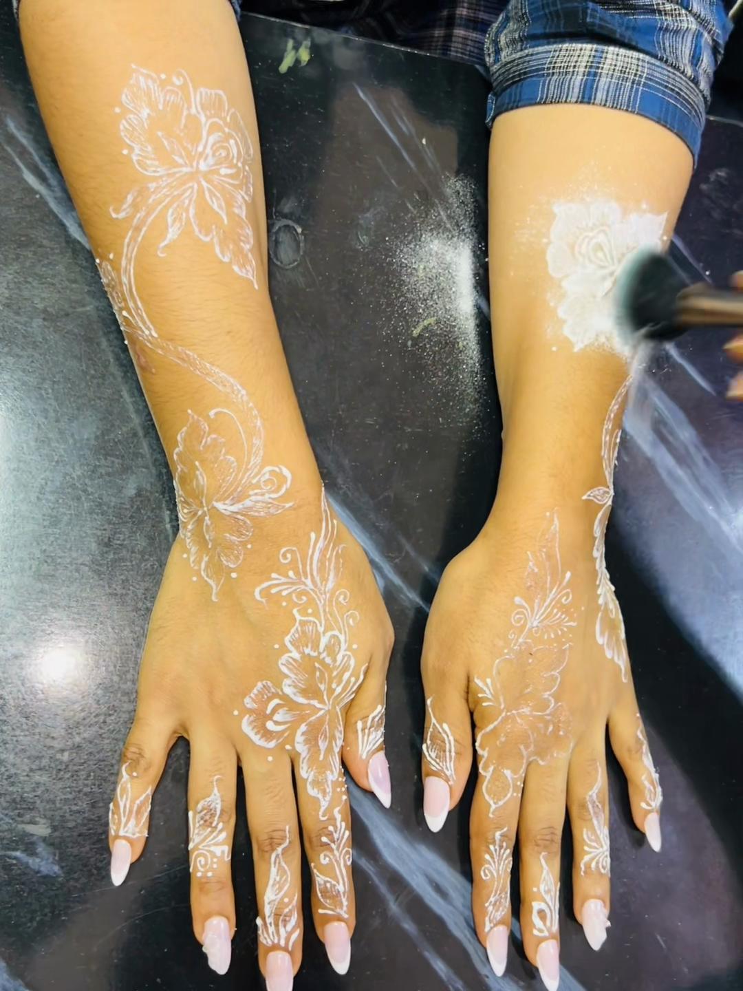 @Mendi_Make-up_henna