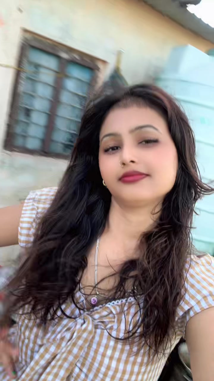 @👑Nesa Yadav❣️🦋