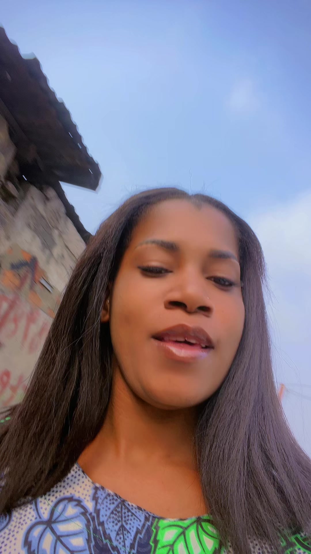 @Sarah Muzi la star