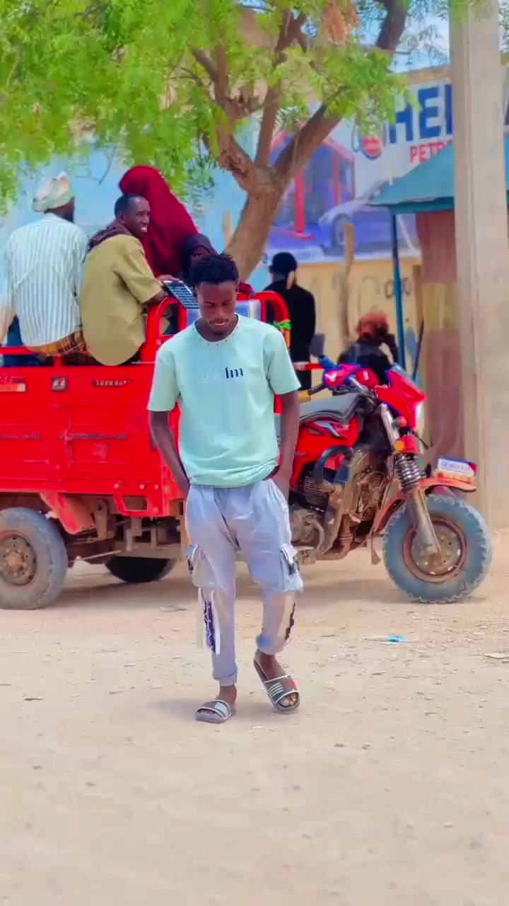 @SIMBA🦅 GANGIS🥷🇸🇴🇦🇿🦅💪