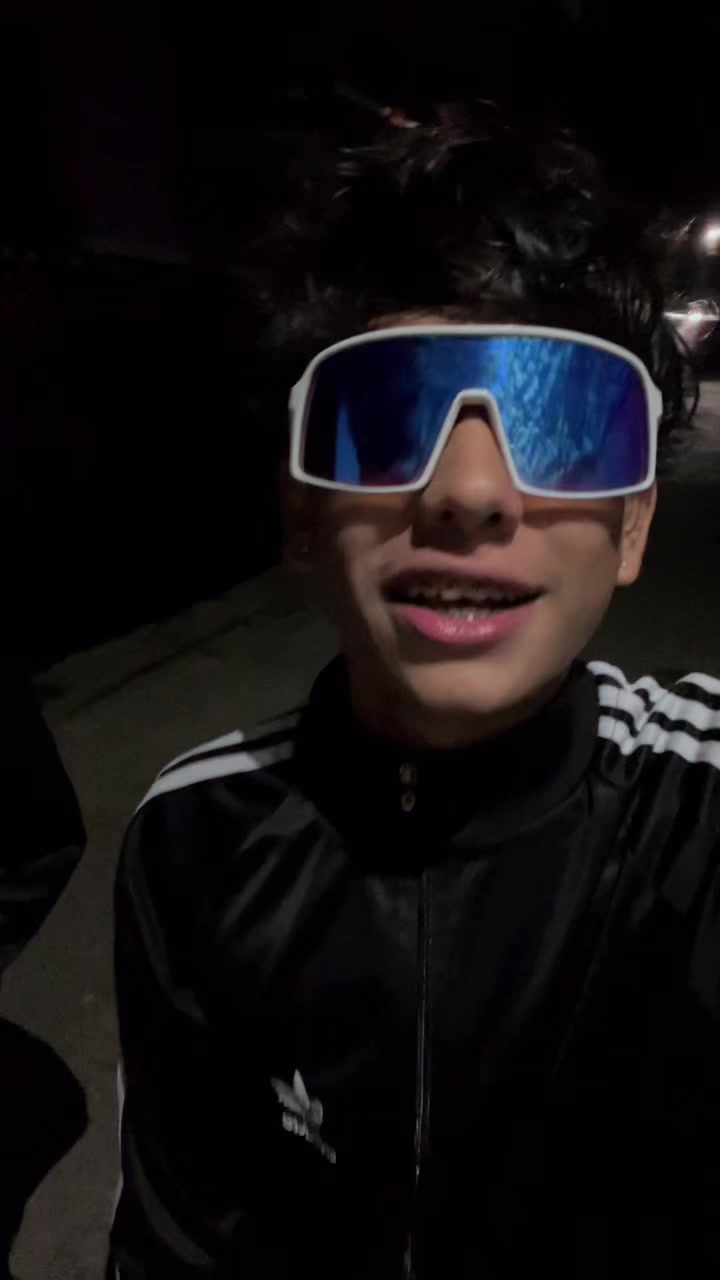 @Emaa 🦈