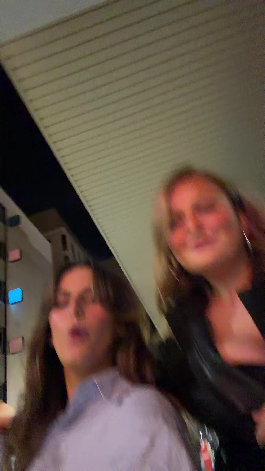 @shaniavallelonga