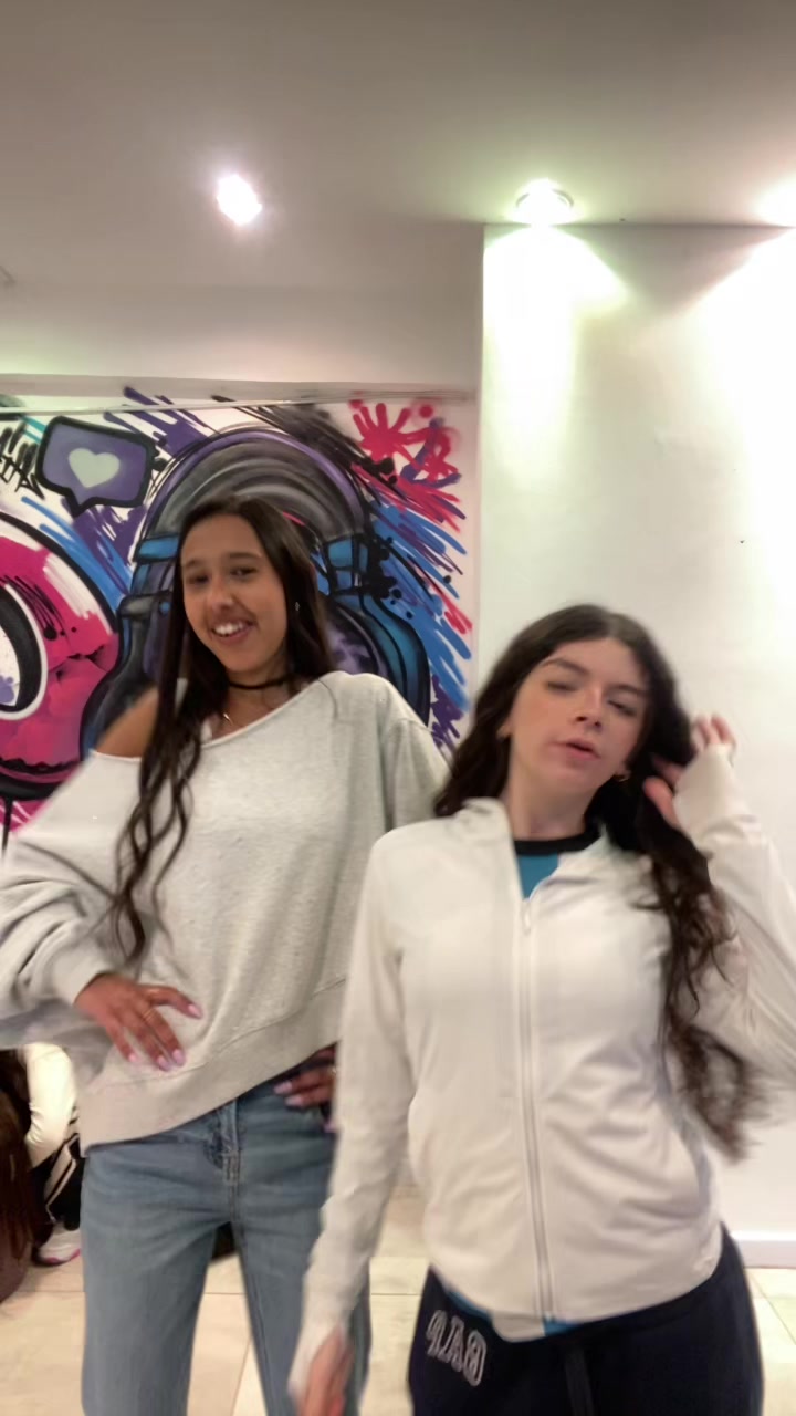 @Isabella_mejia