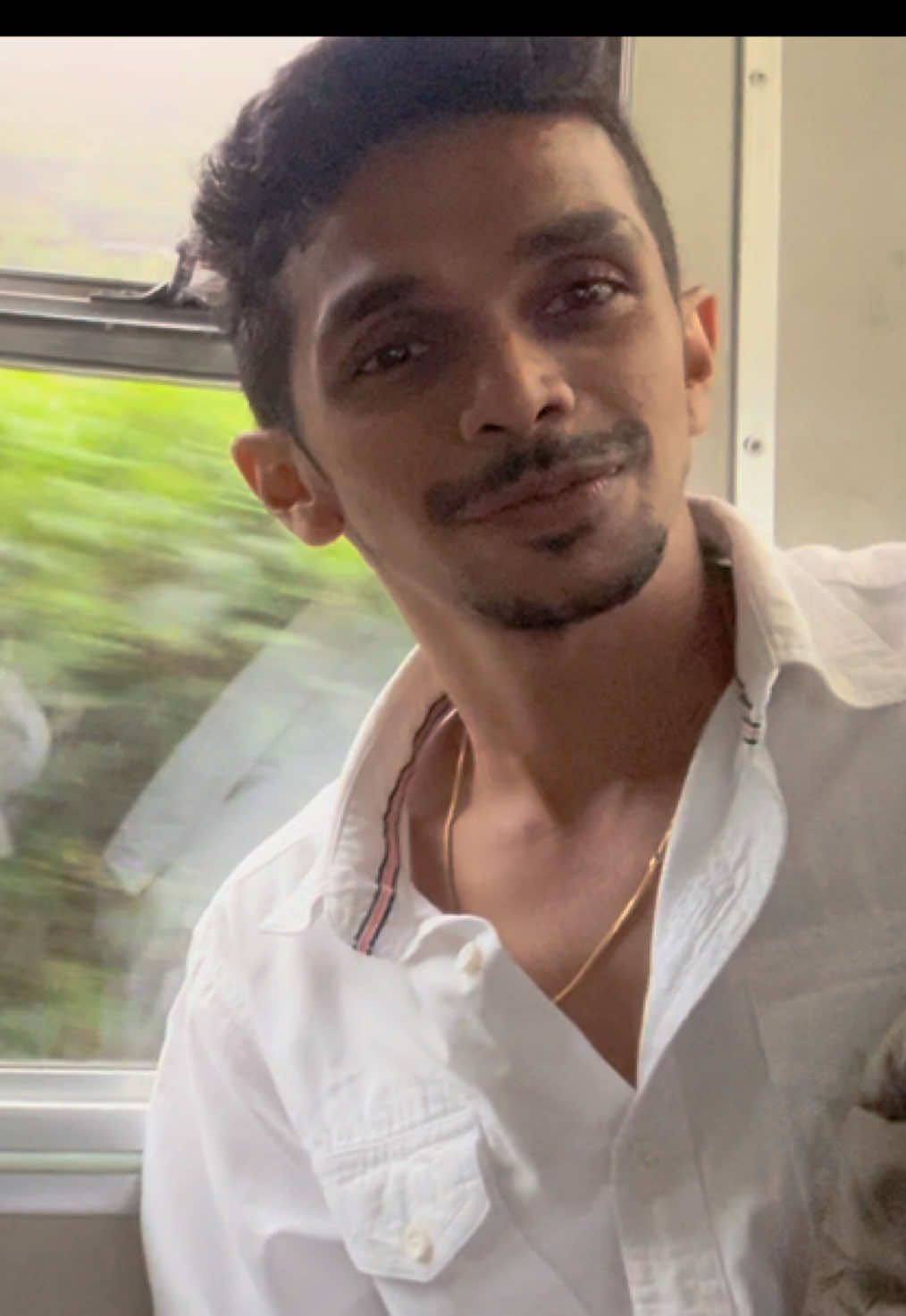 @🖤🤍 කළණි වීරරත්න 👩🏻🎓♥️