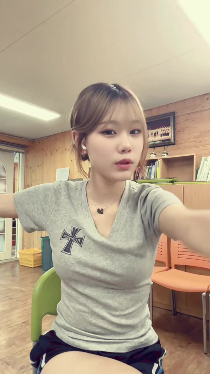 @황윤주
