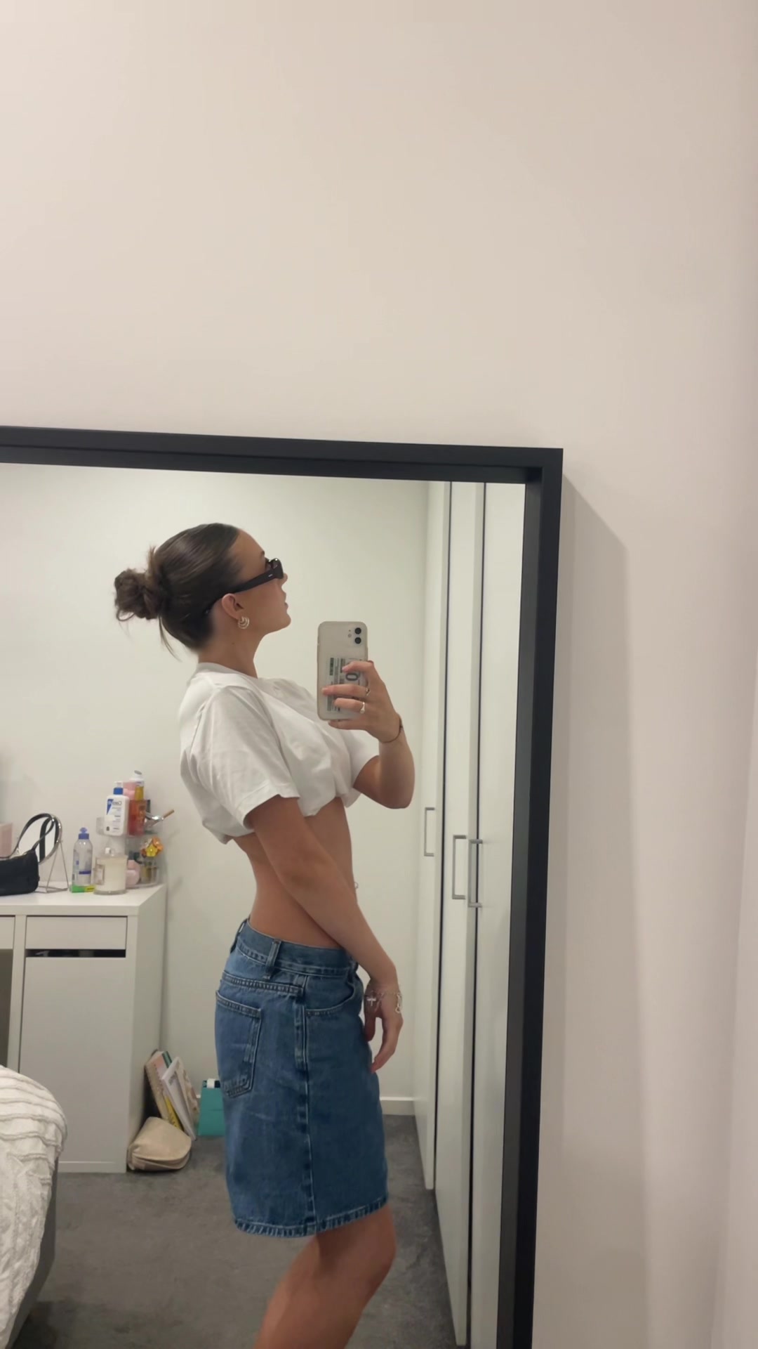@Izabelle