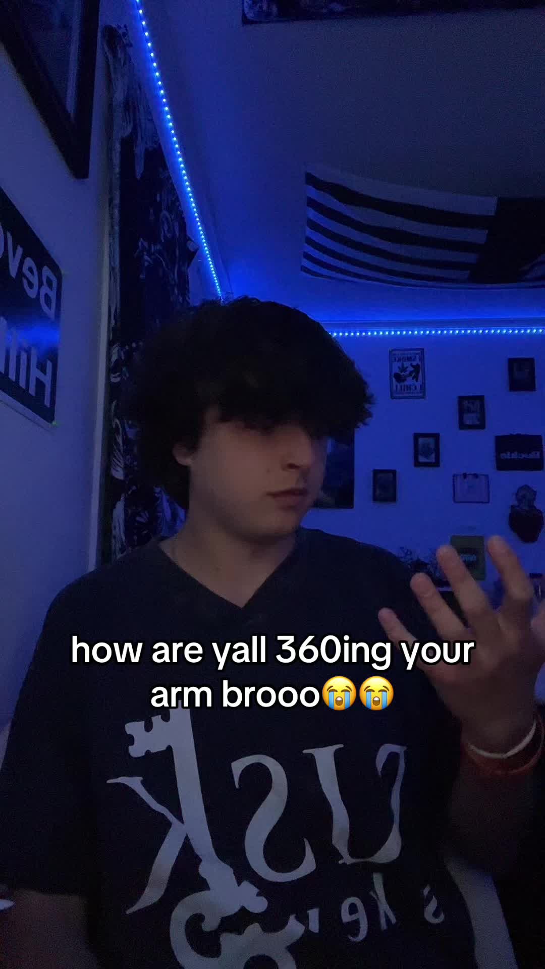 @T