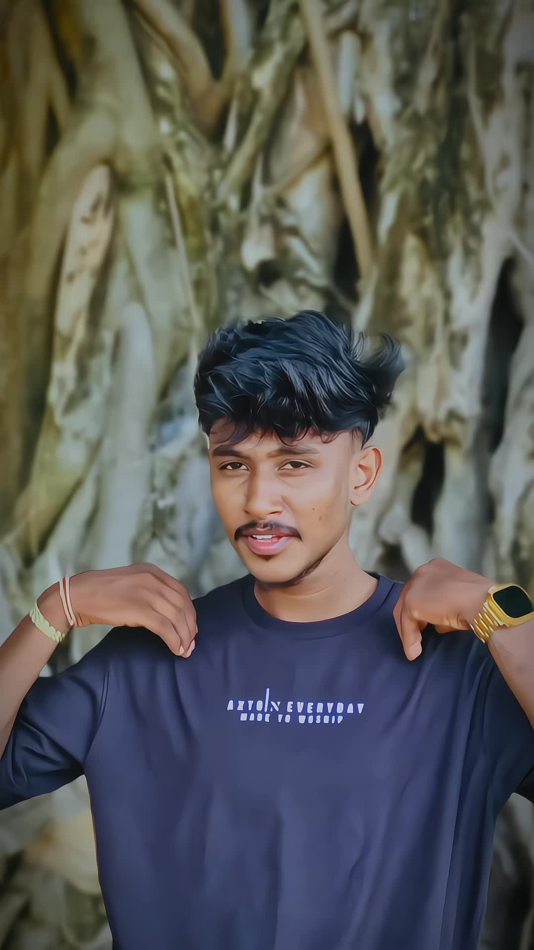 @𝐊i𝐬h𝐚n𝐭h𝐚n _🪐🤍🔥👣