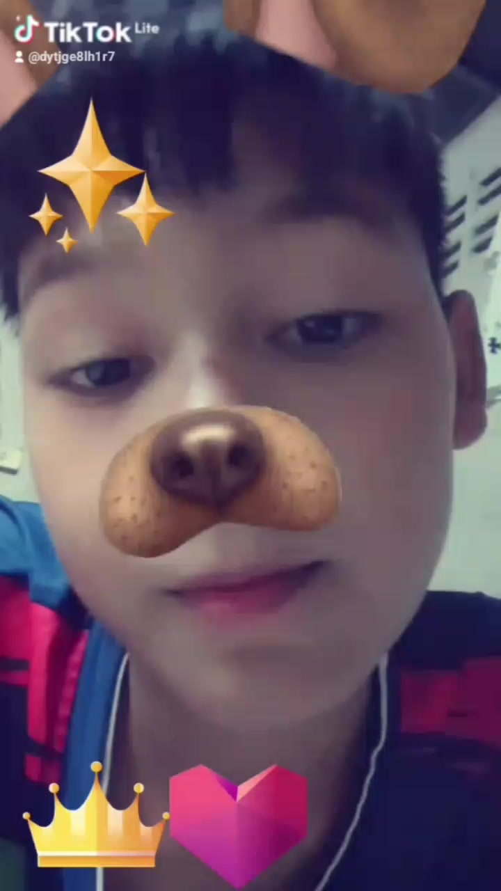 @ธนัท.  บุญเสน