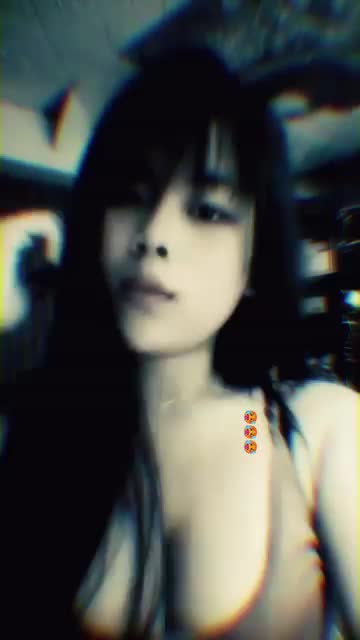 @Mica. _ella. č