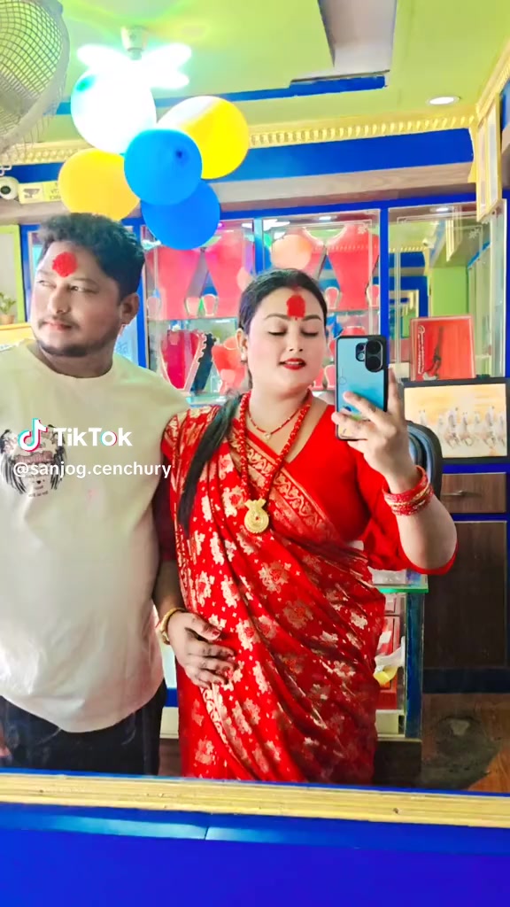 @Priyanka sanjog 😘♥️