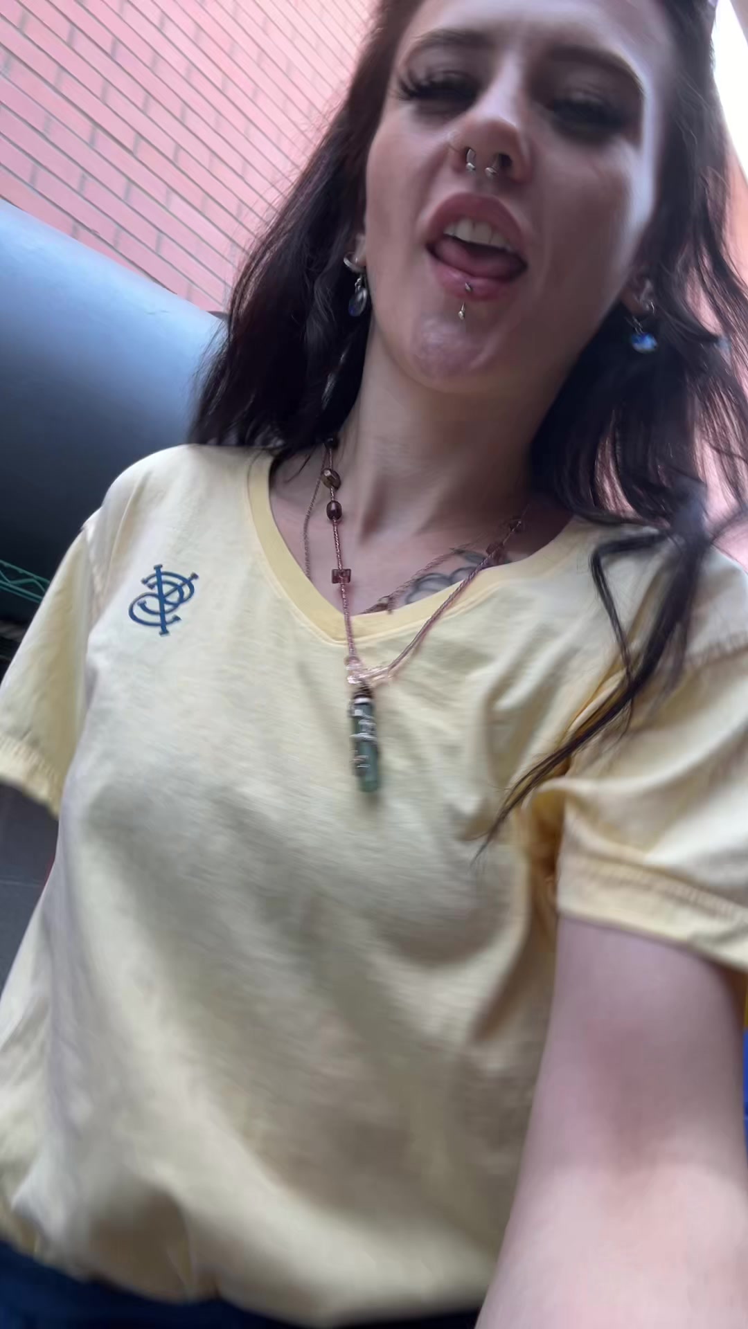 @momo