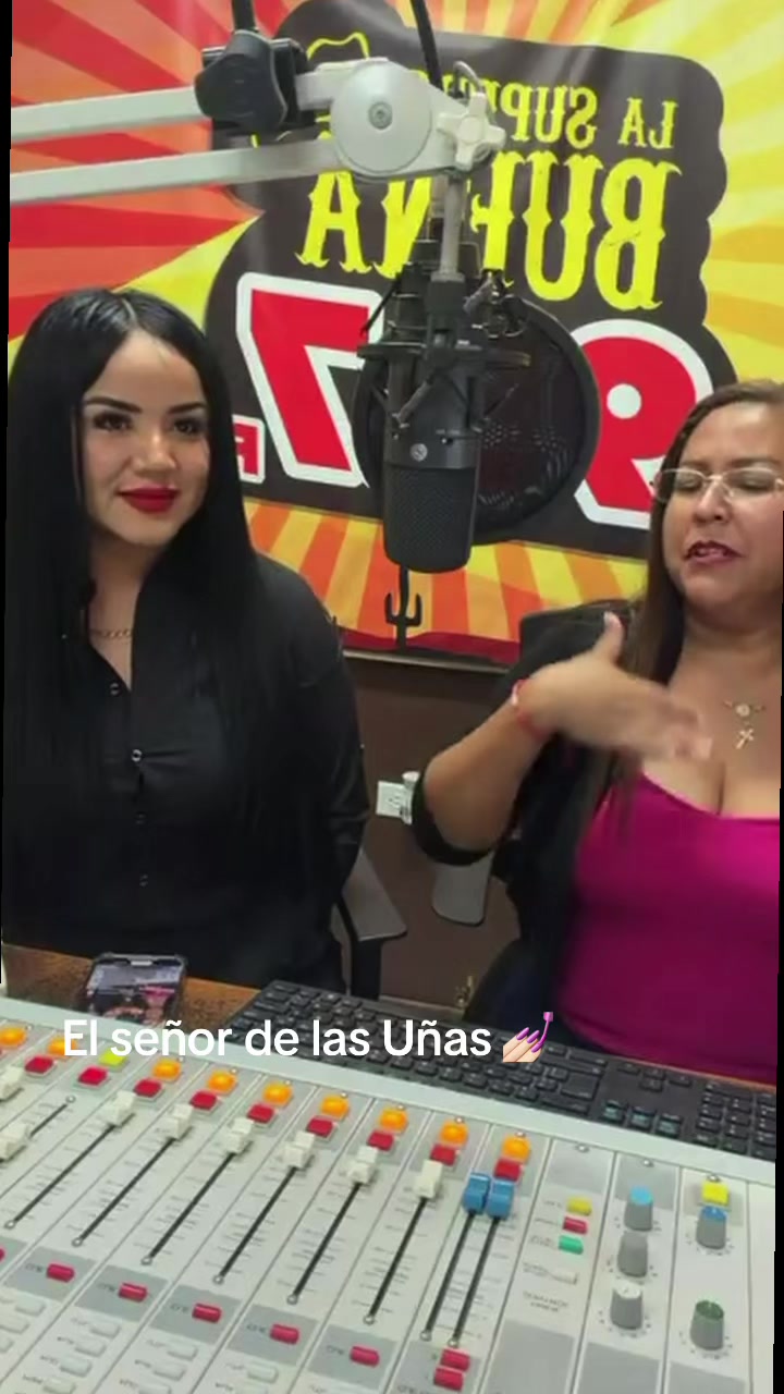 @SinayParedes
