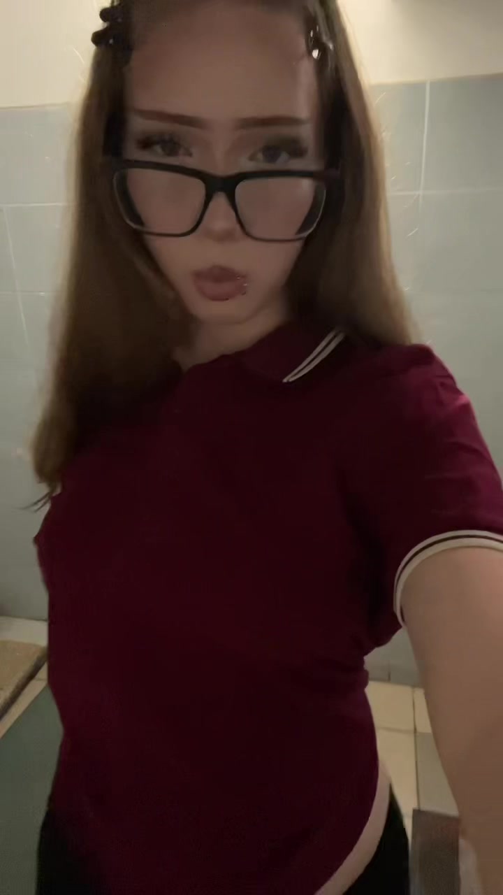 @варя