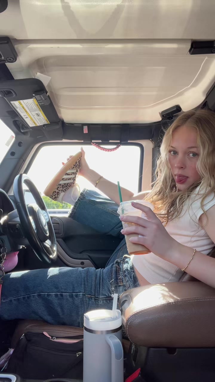 @olivia_kamerer