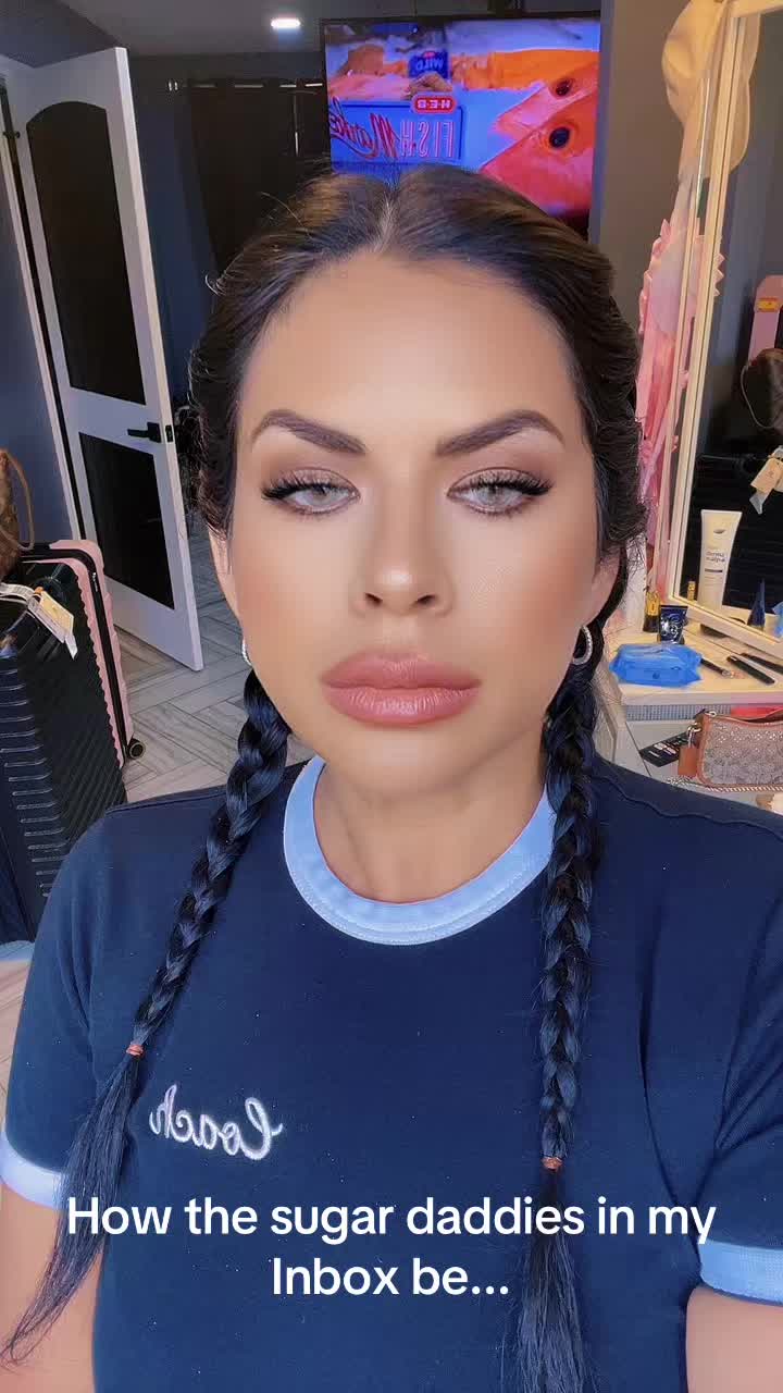 @Larissa💋