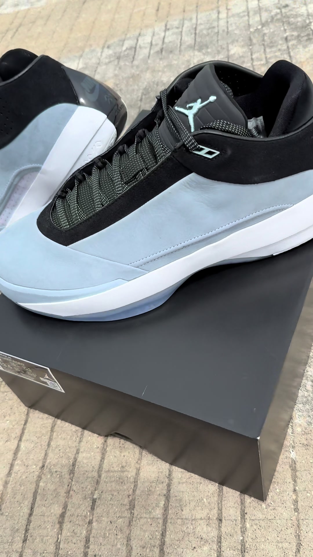 @cbaxkicks