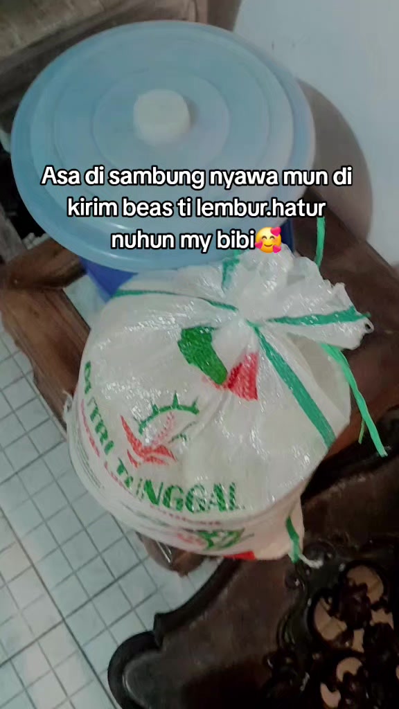 @Harry *kiling*