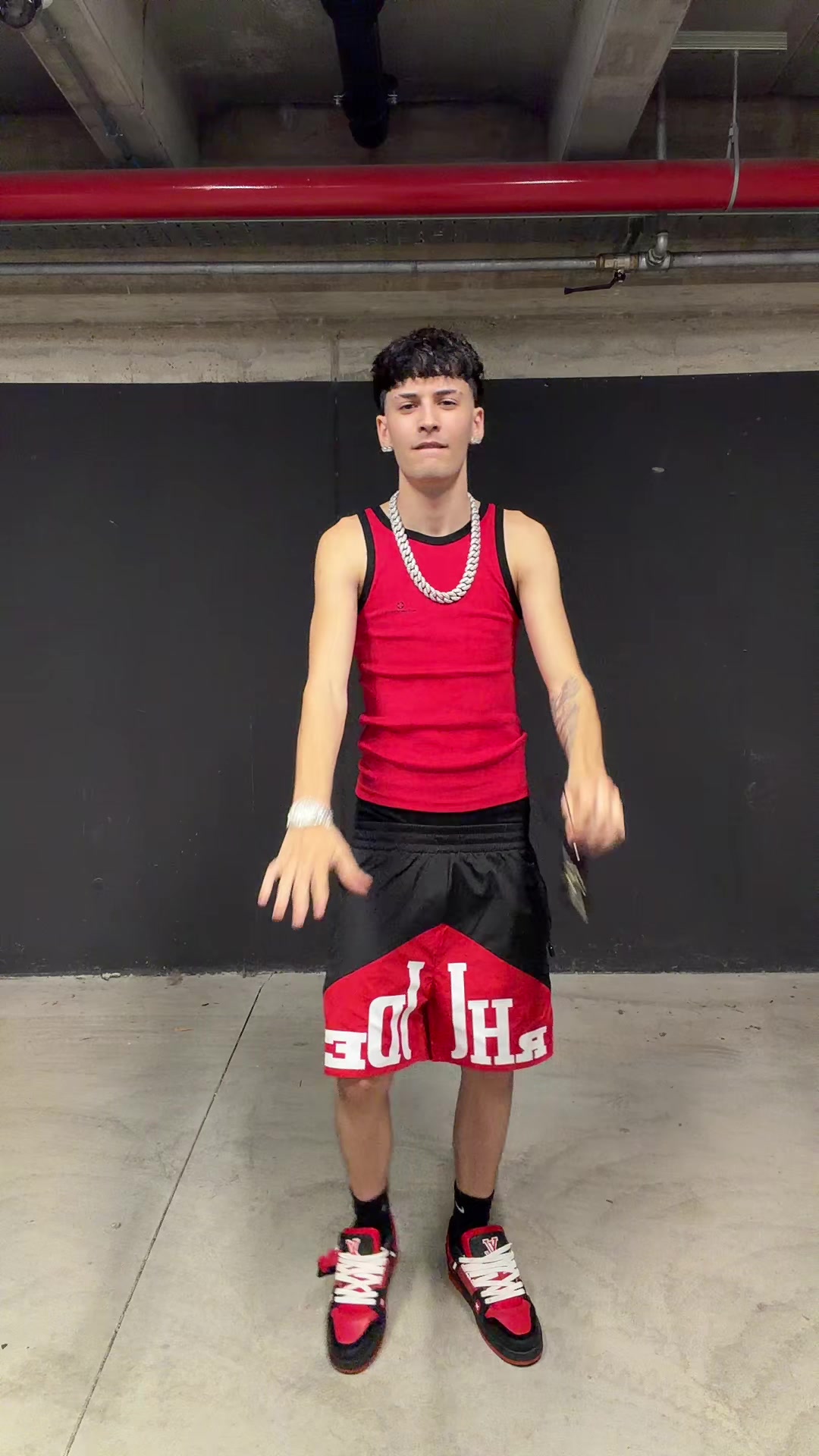 @Flexin Alan