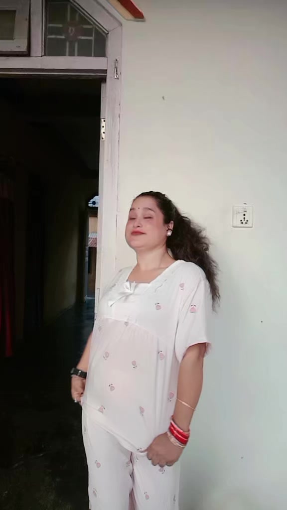 @मिस बबि👩💼🇳🇵🕊️