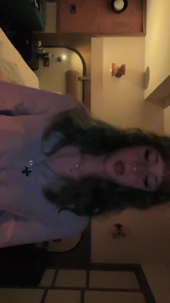@𝓵𝓲𝓷𝓭𝓸𝓵𝓵𝓴𝓪🍨