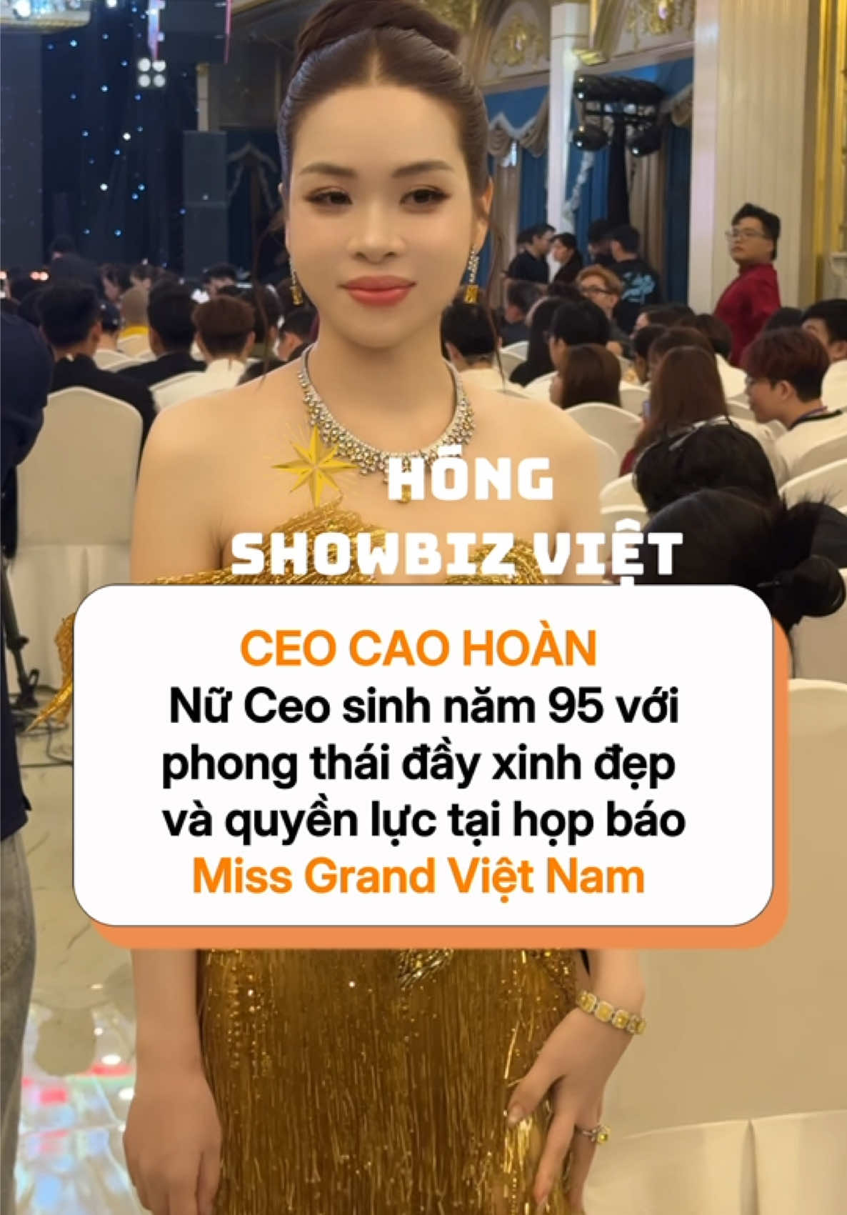 @Hóng Showbiz Việt
