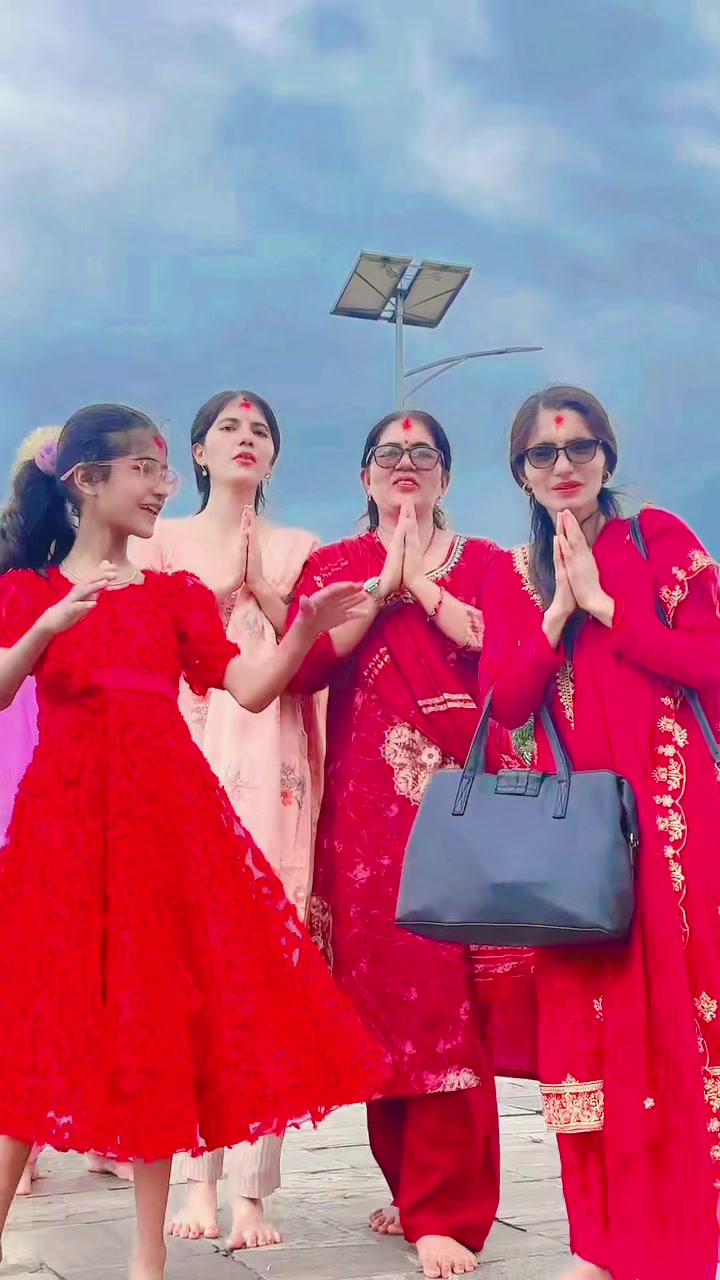 @उमा वाग्ले पराजुली ❤️