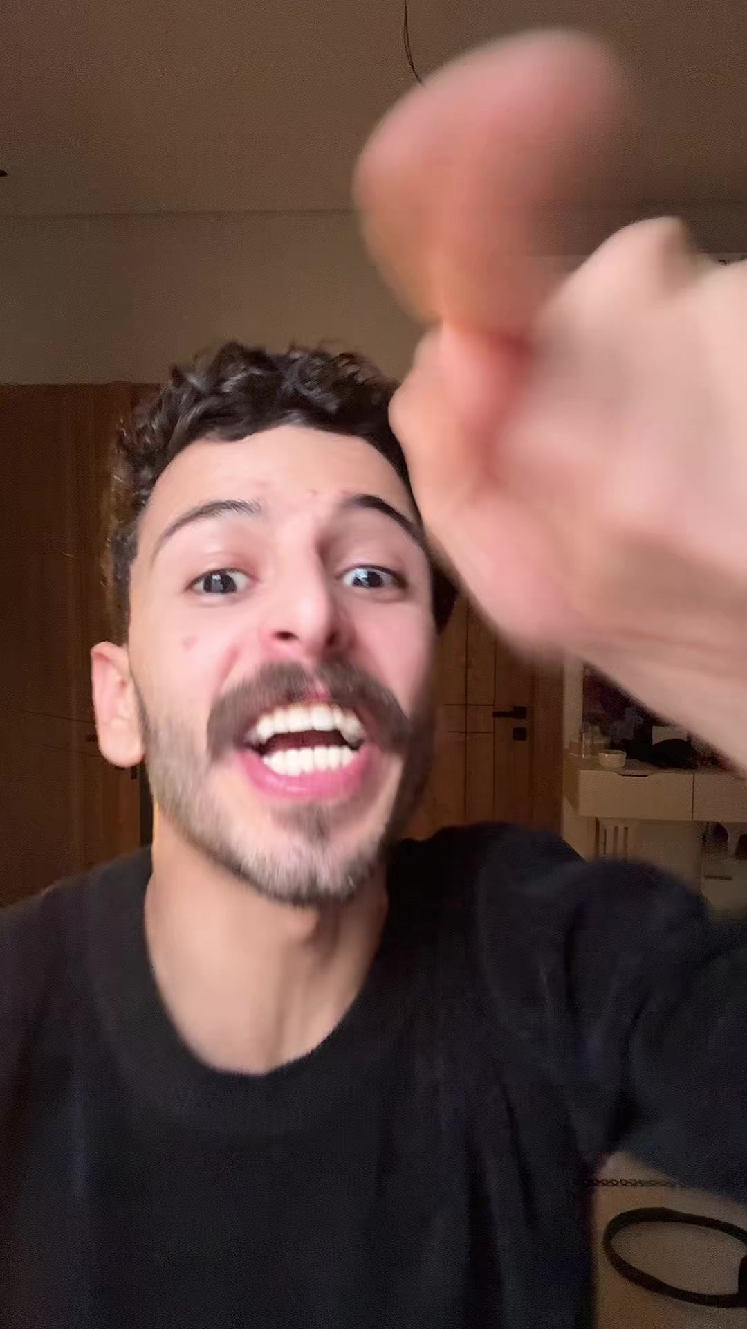 @اسامه برو
