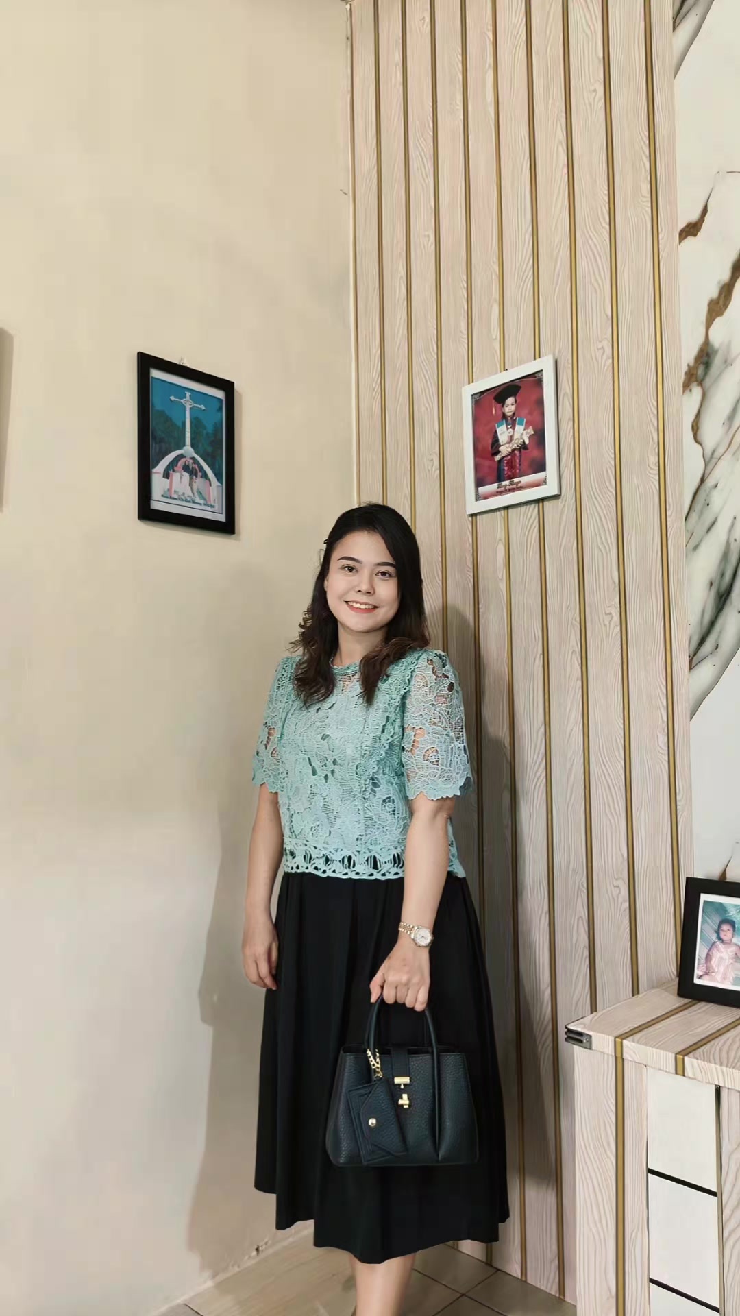 @ika_hutagalung