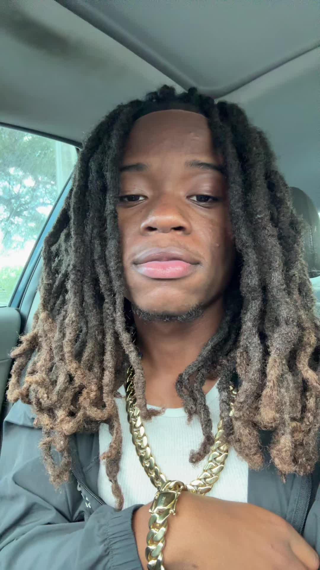@leygeezz
