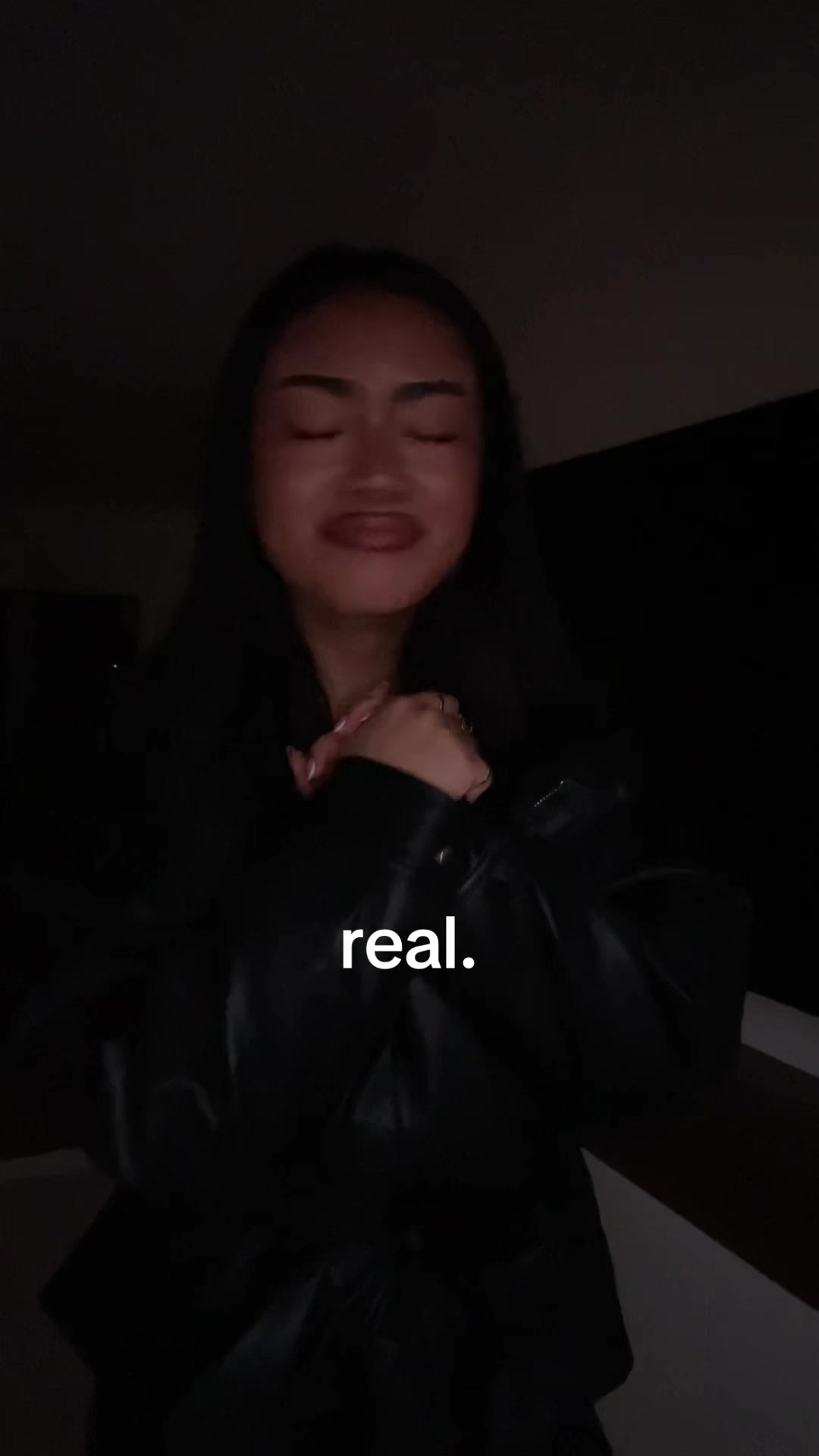@TH💋NIA