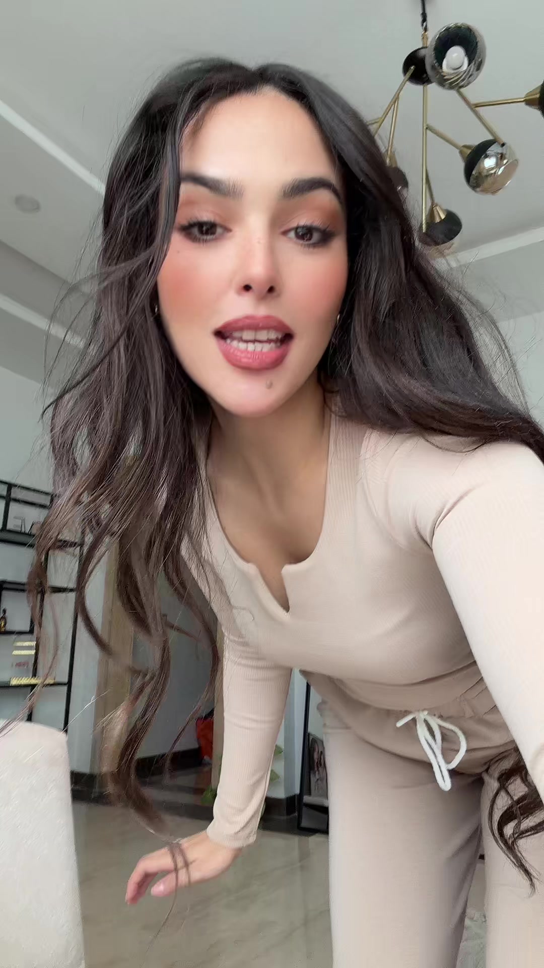 @Nesrine Hitana