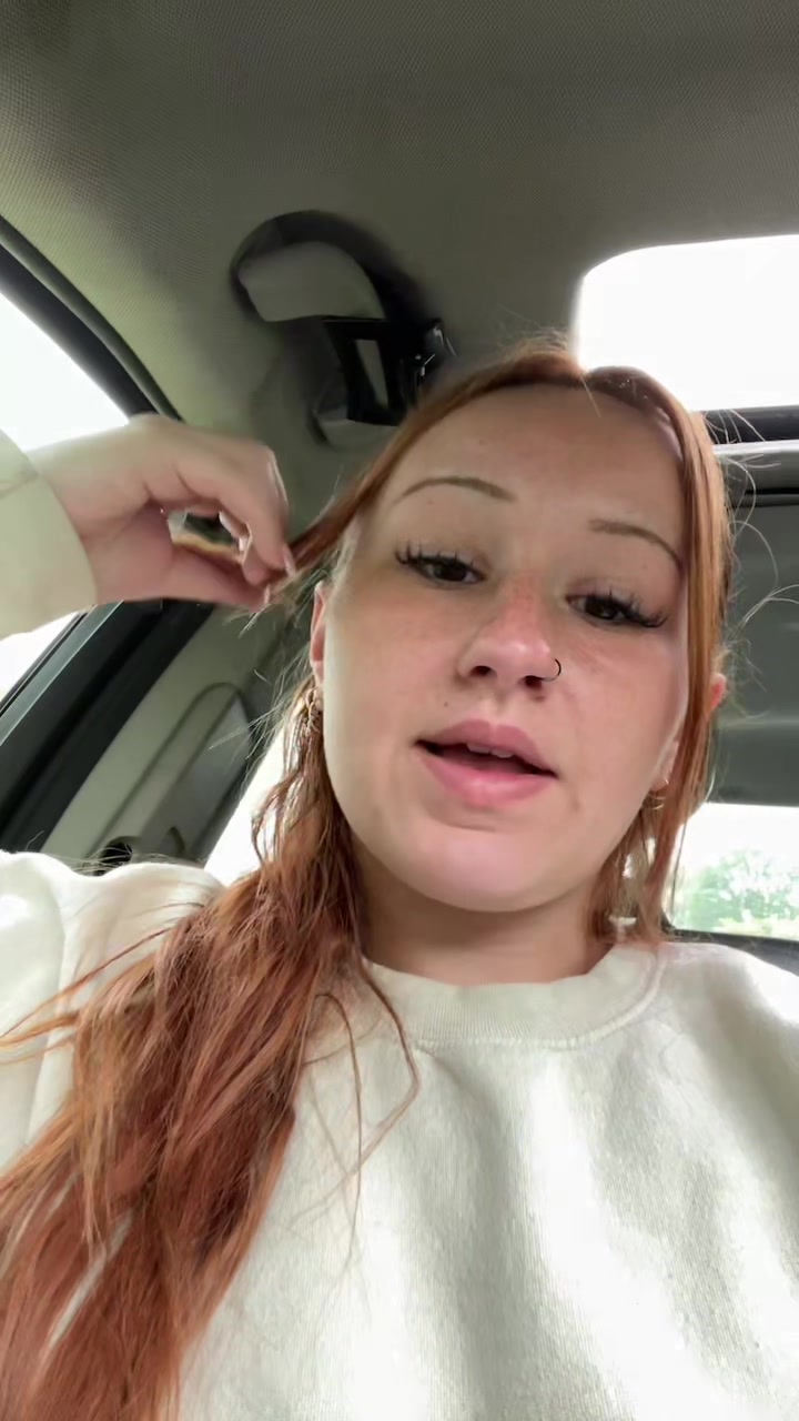 @Chloe