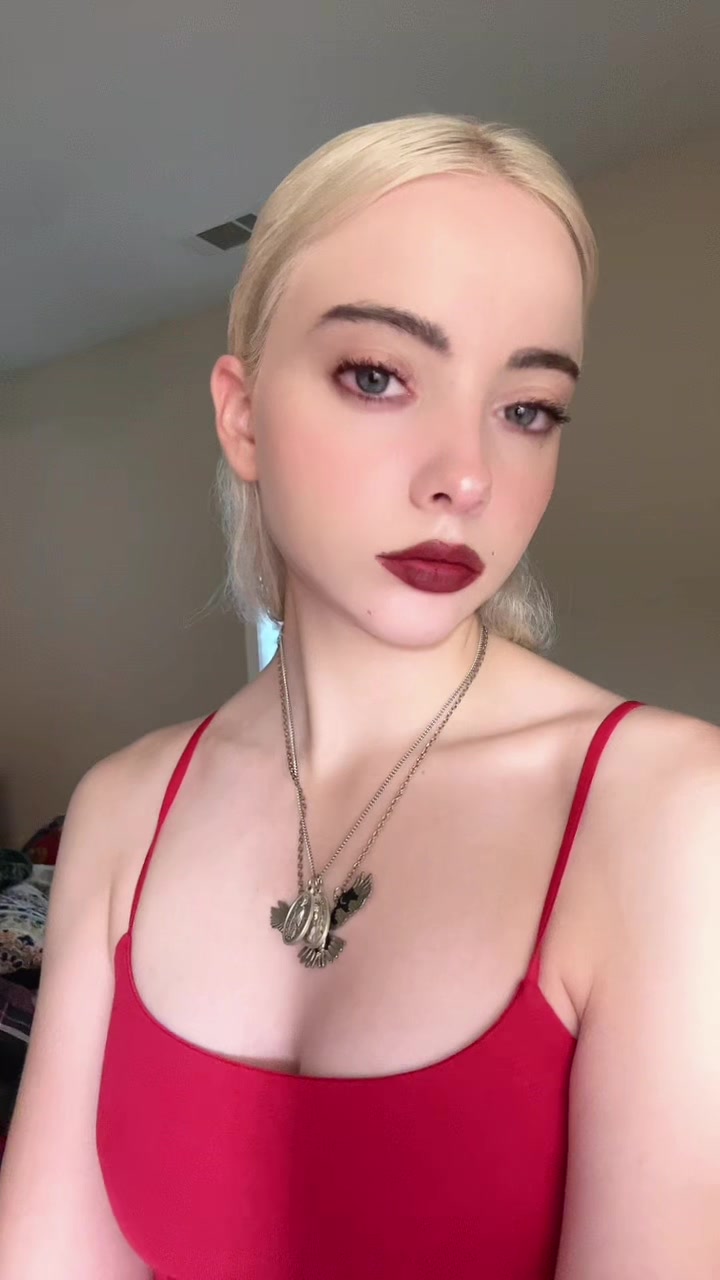 @🌙Madeleine🪻