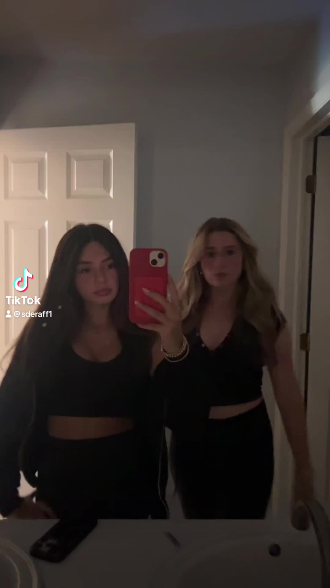 @SerafinaDeRaffele